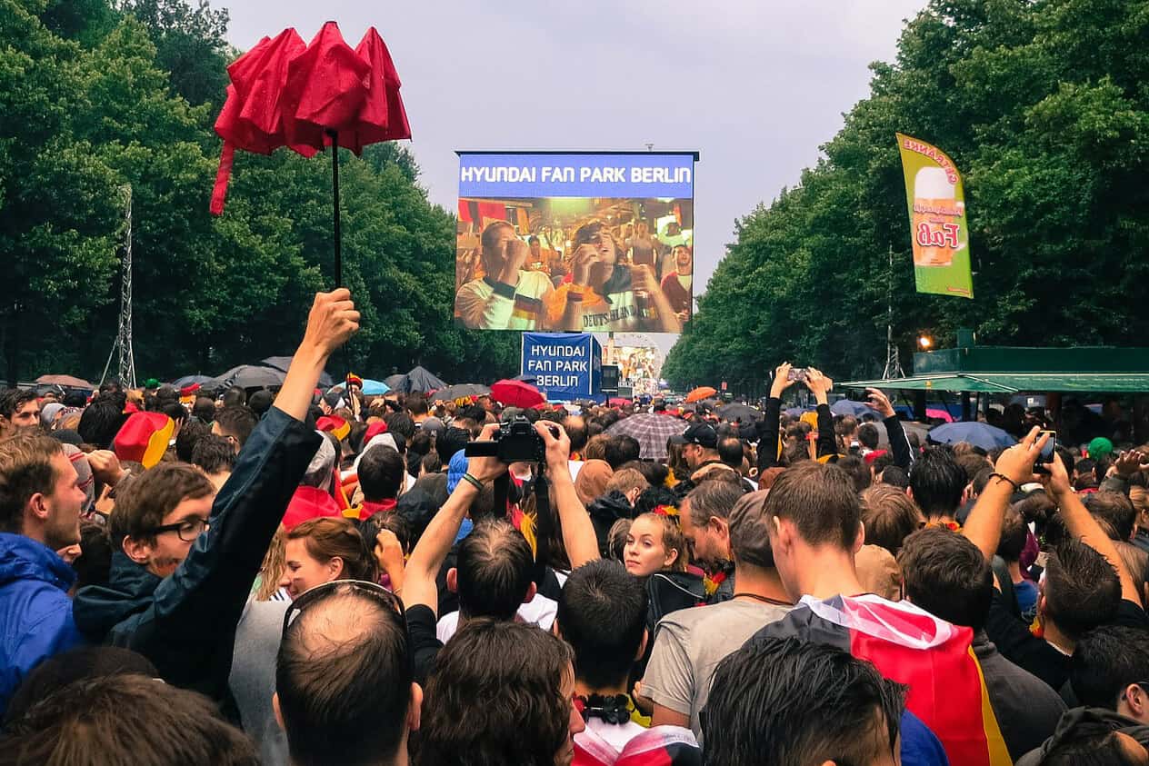 public-viewing-header-1